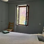 Duplex Provençal , Vieux Hyères, Climatisation, Wi-fi
