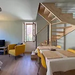 Duplex Provençal , Vieux Hyères, Climatisation, Wi-fi Appartamento