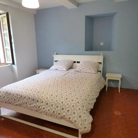 Duplex Provençal , Vieux Hyères, Climatisation, Wi-fi *
