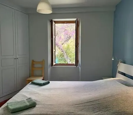 Duplex Provencal , Vieux Hyeres, Climatisation, Wi-fi
