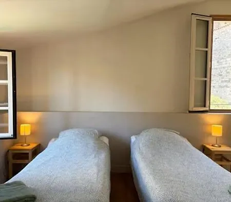 Duplex Provencal , Vieux Hyeres, Climatisation, Wi-fi * Ιέρ
