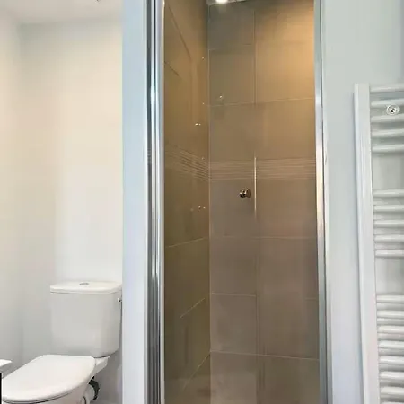 Duplex Provencal , Vieux Hyeres, Climatisation, Wi-fi Апартаменты *