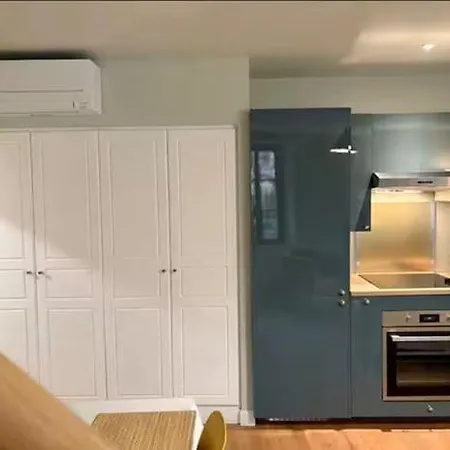 Duplex Provencal , Vieux Hyeres, Climatisation, Wi-fi Ιέρ