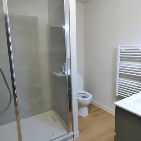 Διαμέρισμα Duplex Provencal , Vieux Hyeres, Climatisation, Wi-fi