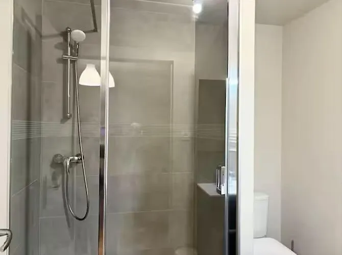 Duplex Provencal , Vieux Hyeres, Climatisation, Wi-fi Apartment Hyeres