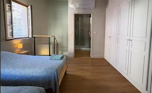 Duplex Provencal , Vieux Hyeres, Climatisation, Wi-fi Apartment Hyeres