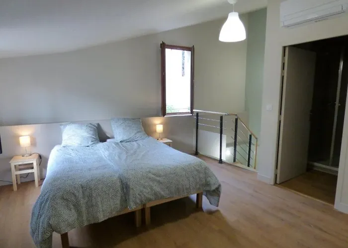 Apartment Duplex Provencal , Vieux Hyeres, Climatisation, Wi-fi Hyeres